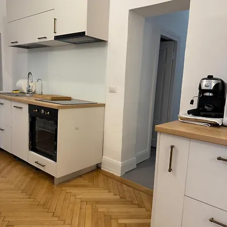 Brand New Center -115sq Lägenhet Bukarest